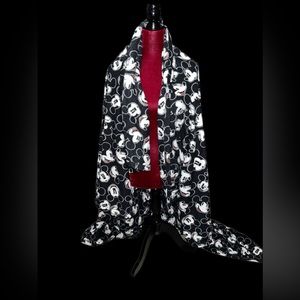 Disney Handmade Mickey Mouse Fleece Wearable Blanket w/ Sleeves 0010